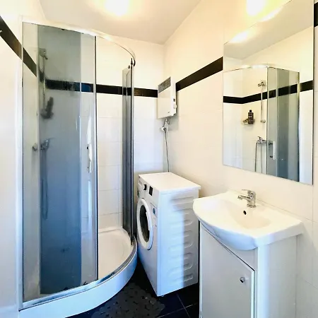 Pro-invest House Auberge de jeunesse