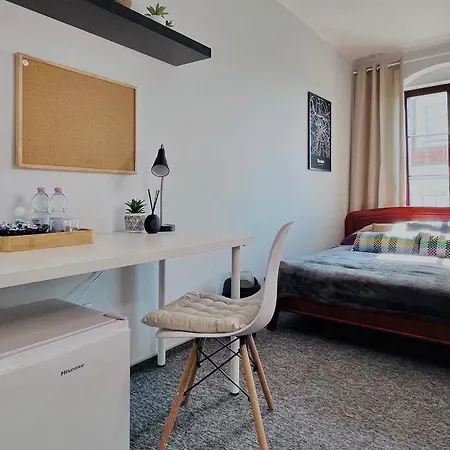 Pro-invest House Ostello *