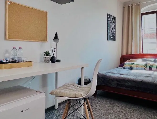 Pro-invest House Hostel *